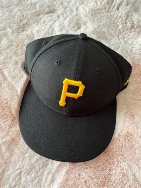 New Era Pittsburgh Pirates 59FIFTY Fitted Hat Size 7 1/2